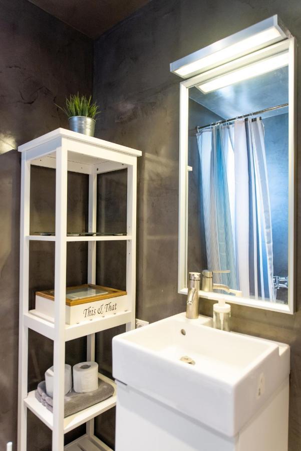 Penelope By Halu!, Central 2-Bd Apartment Salonicco Esterno foto